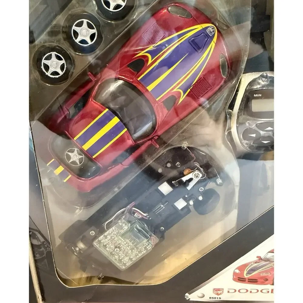 Dodge Viper diecast metal Car 1:32 MIB Remote Control RC Watch NOS FREE SHIPPING